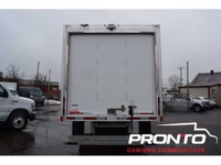 Boite Transit 14 pieds ** Rampe de chargement ** Cruise ** AC ** Camera de recul ** 42,000km Certifi... (image 6)
