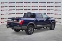 Navigate with confidence in this 2018 Nissan Titan Crew Cab Pickup, featuring powerful Four Wheel Dr... (image 5)