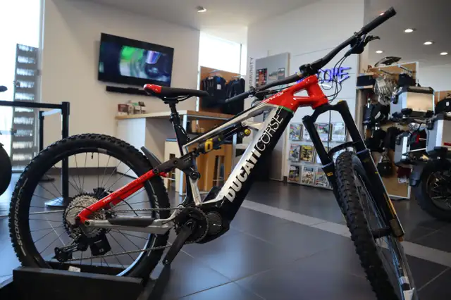 2023 Ducati TK01-RR L Red in Other in Edmonton - Image 4