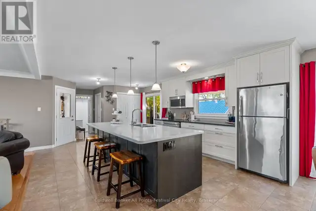 81993 BLUEWATER HIGHWAY Ashfield-Colborne-Wawanosh (Colborne), O in Houses for Sale in Grand Bend - Image 16