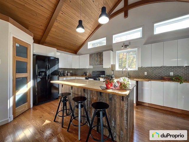 $849,000 - Bungalow for sale in Ste-Anne-Des-Lacs — photo 3