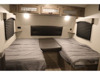 WINTER CLEAR OUT SALE ON NOW, WHOLESALE PRICING DIRECT TO CUSTOMER ON ALL RVS. DO NOT HESITATE TO GE... (image 3)