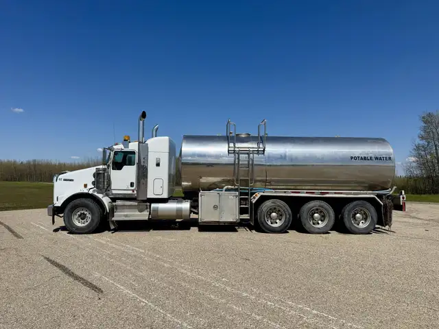2015 KENWORTH T800 in Heavy Trucks in Saskatoon - Image 6