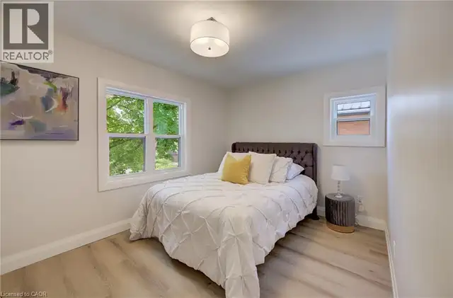 34 MOORE Avenue N Waterloo, Ontario in Houses for Sale in Kitchener / Waterloo - Image 18