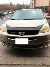 part out. 2004 Toyota Sienna LE. parts many parts GOLD. just in.