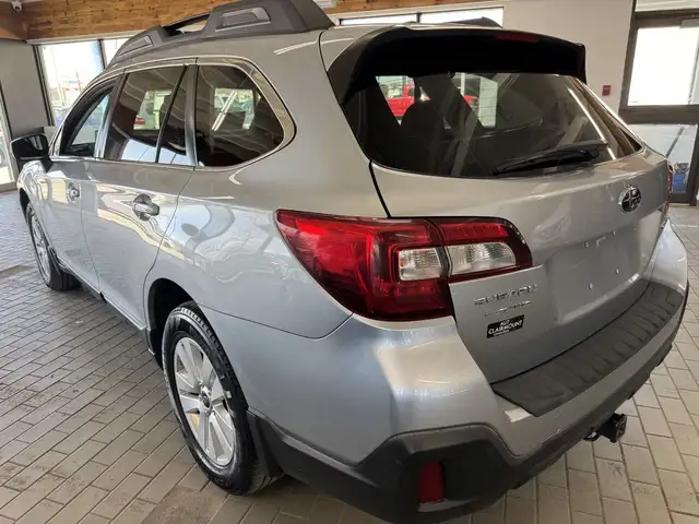 2018 Subaru Outback 2.5i Touring in Cars & Trucks in Longueuil / South Shore - Image 4
