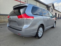 Avec plus de 75 véhicules en inventaires à chaque mois, Montréal West Motors, une compagnie établie... (image 6)