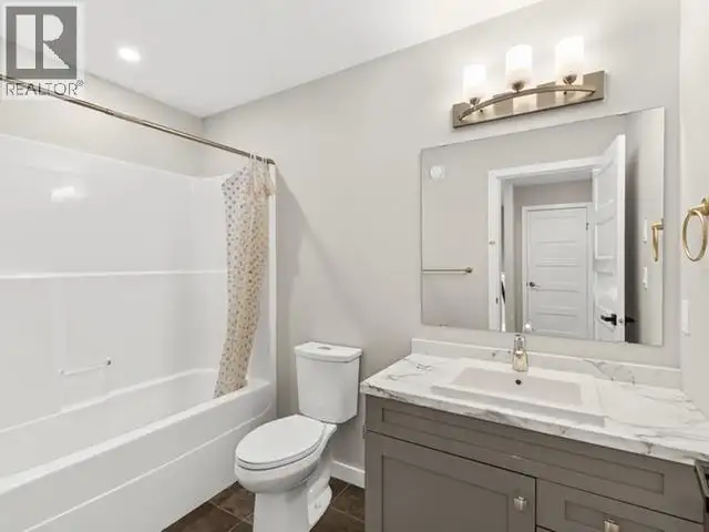 2 MACKENZIE COURT Whitehorse, Yukon in Houses for Sale in Whitehorse - Image 20