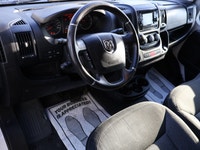 SAEFTY INCLUDED ACCIDENT FREE SERVICE RECORDS Very Clean RAM 2500 HIGH ROOF TRADESMAN 136-in with Au... (image 7)