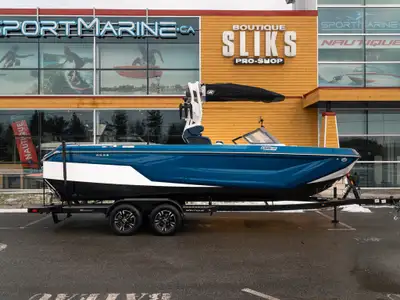 Super Air Nautique GS24 2024 Longeur / Length : 24’ Largeur / Beam : 100” Capacité / Capacity : 17 P...