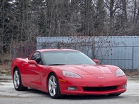 Powerful 6.2L V8 engine with manual transmission - Premium audio system with satellite radio - Advan... (image 3)