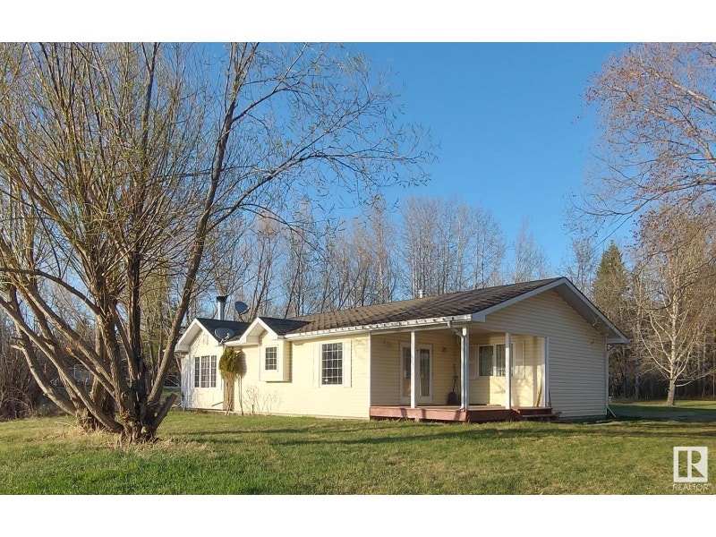 103/104 60032 Sec Hwy 867 Rural St. Paul County, Alberta Houses for