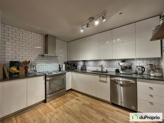 $550,000 - Condominium in Mercier / Hochelaga / Maisonneuve — photo 2