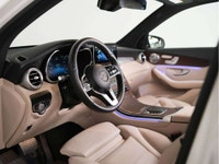 This 2021 Mercedes-Benz GLC 300 is a local Ontario vehicle with a clean Carfax report, the perfect b... (image 9)