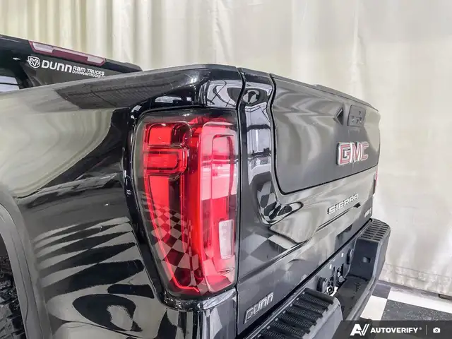 2020 GMC Sierra 1500 | AT4 CREW 4x4 | VENTED & HEATED SEATS | RE in Cars & Trucks in Portage la Prairie - Image 11