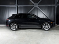 Porsche Macan 2022 certifié Porsche Approved, offert par le Centre Porsche Québec. Fini en Noir Inte... (image 9)
