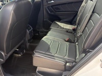 One Owner, R-Line AWD, Panoramic Roof, Navigation, Leather P/Memory Heated Seats, Heated Steering Wh... (image 6)