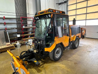 2016 Trackless MT6 includes various attachments