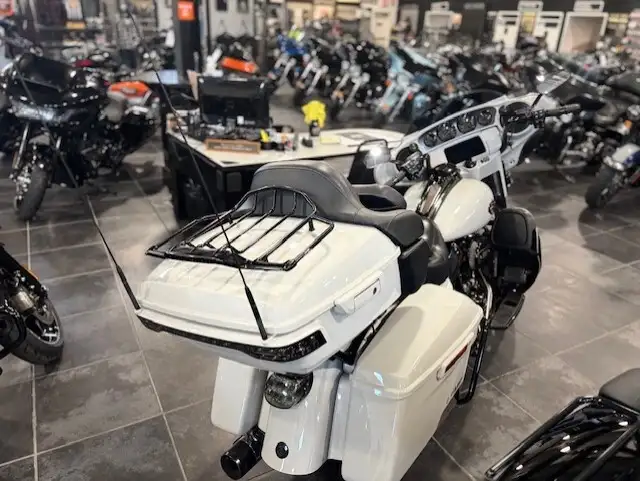 2020 Harley-Davidson CVO Limited in Street, Cruisers & Choppers in Sudbury - Image 5