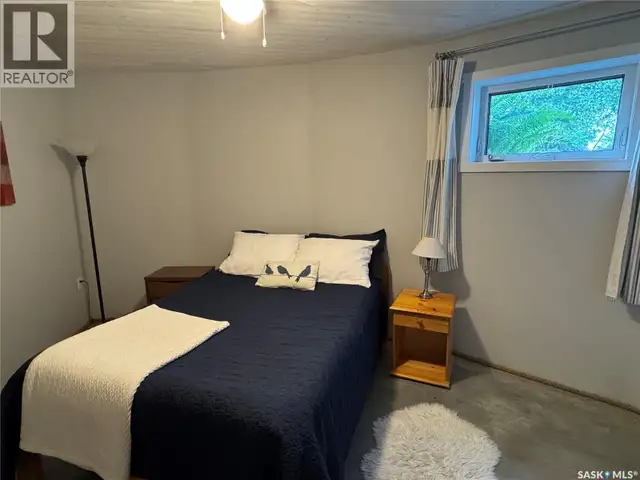 Lakefront Round House Northern Admin District, Saskatchewan in Houses for Sale in La Ronge - Image 13