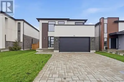 A refined blend of style, function, and location - welcome to 25 Alexander Circle, nestled in one of...