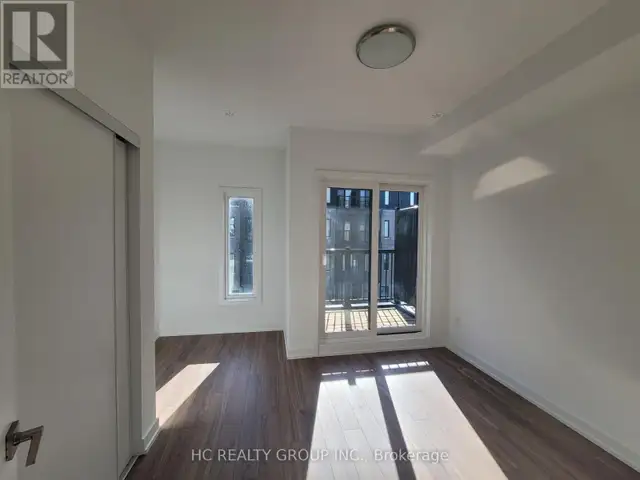 11 CALAMINT LANE Toronto (L'Amoreaux), Ontario in Houses for Sale in City of Toronto - Image 7