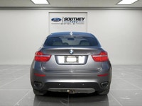 Heated seats, power sunroof, power liftgate, dual climate control, push button start, leather interi... (image 3)