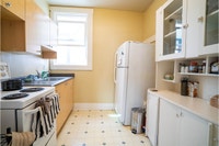 $1000 Move-in Bonus Move in this month and you may qualify for our incentive. New Year Exclusive Off... (image 4)