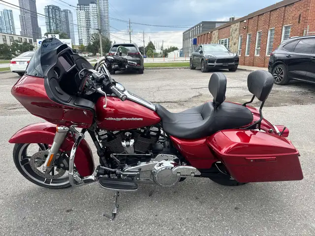 2019 Harley-Davidson Road Glide ~ ROAD GLIDE ~ V&H ~ NAVI ~ CANA in Sport Touring in City of Toronto - Image 3