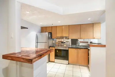 Welcome to Pendrell Mews, ideally situated in one of Vancouver’s most sought-after neighbourhoods. T...