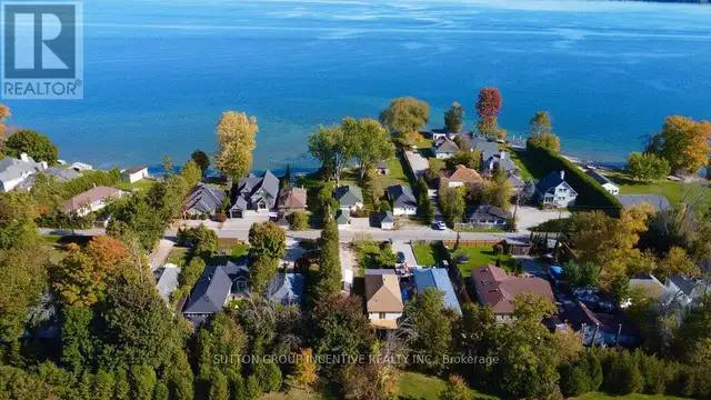1556 HOUSTON AVENUE Innisfil, Ontario in Houses for Sale in Barrie - Image 4