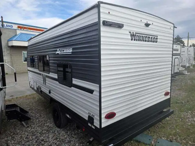 2026 Winnebago Access 15BH in Travel Trailers & Campers in Penticton - Image 5