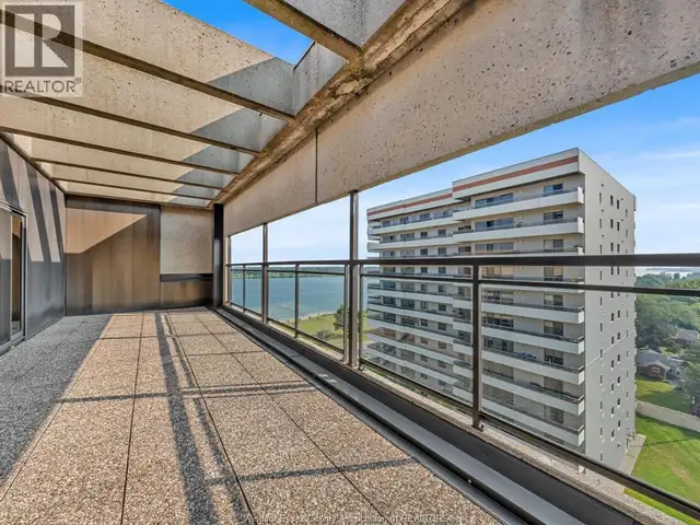 5125 RIVERSIDE DRIVE East Unit# 202 Windsor, Ontario in Houses for Sale in Windsor Region - Image 38