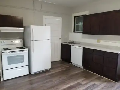 Welcome to 1025 King Street East and these amazing Cambridge apartments. You will be walking distanc...