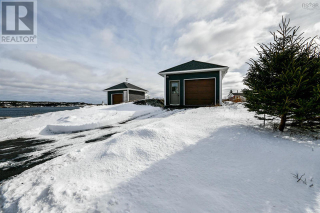 21 Back Lane Terence Bay, Nova Scotia in Houses for Sale in City of Halifax - Image 4