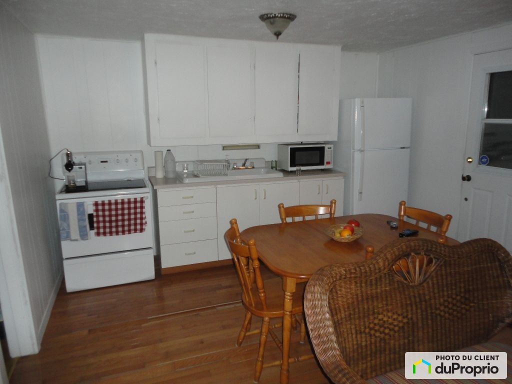 $395,000 - Cottage for sale in Stratford — photo 3