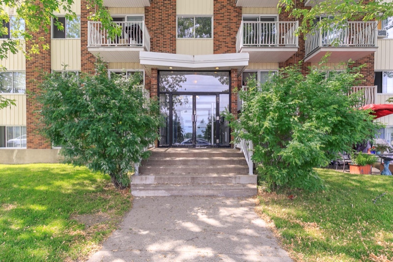 Appartement 3 1/2 à louer à Repentigny Locations longue durée Laval