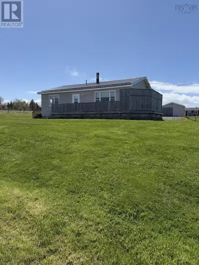 Very well maintained, immaculate and well constructed 3 bedroom bungalow in the community of Pomquet...