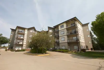 Southfort 2 Bed 1 Bath Condo Unit Fort Saskatchewan