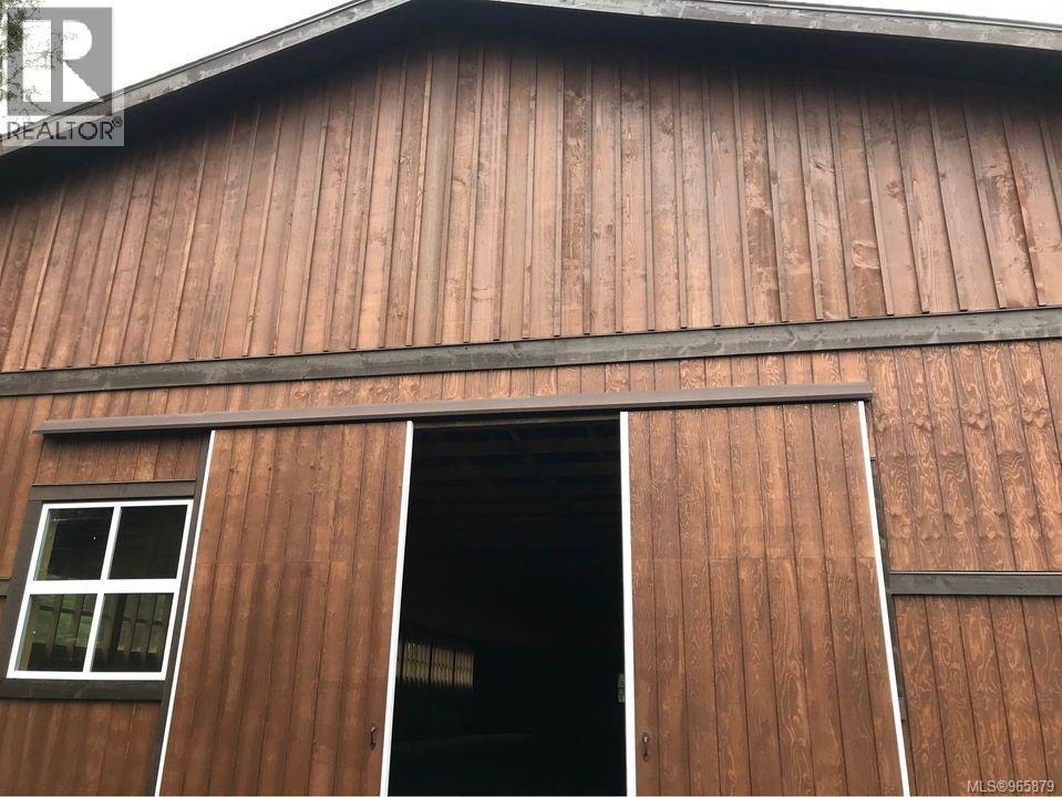 7295 Francis Rd Sooke, British Columbia 1