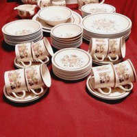Royal doulton gaiety dinner set for 8  over 60 pcs together RARE