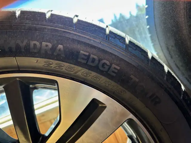 Mitsubishi RVR 225-55-18 MAGS ORIGINE 18P PNEUS MOTOMASTER 6/32  in Cars & Trucks in St-Georges-de-Beauce - Image 5