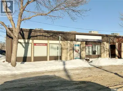 Convenient Sutherland location on the corner of Central Ave and 111th St W. 1,830 sq.ft. retail spac...