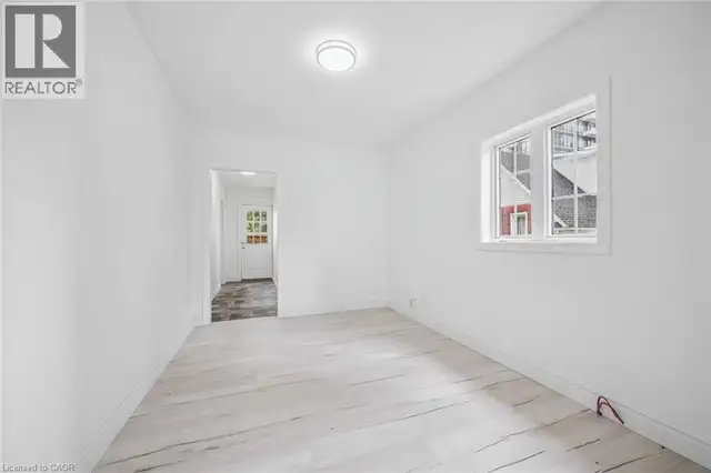 44 WALTER Street Kitchener, Ontario in Houses for Sale in Kitchener / Waterloo - Image 19