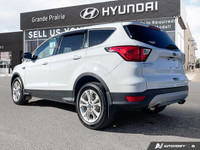 Escape the ordinary with this 2019 Ford Escape SE. This practical SUV boasts a fuel-efficient 1.5L E... (image 3)