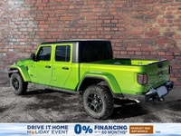 This Jeep Gladiator boasts a Regular Unleaded V-6 3.6 L/220 engine powering this Automatic transmiss... (image 2)