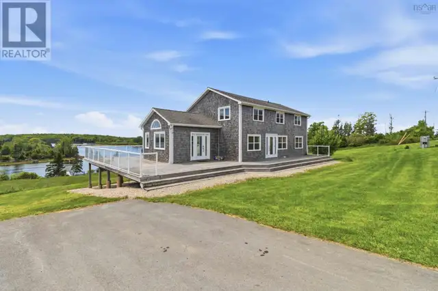 1580 Second Peninsula Road Second Peninsula, Nova Scotia in Houses for Sale in Bridgewater - Image 2