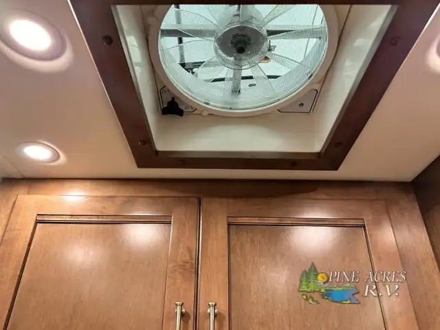 2022 Entegra Coach Aspire 44W 450 h.p. Diesel 11 K Miles in RVs & Motorhomes in Moncton - Image 64