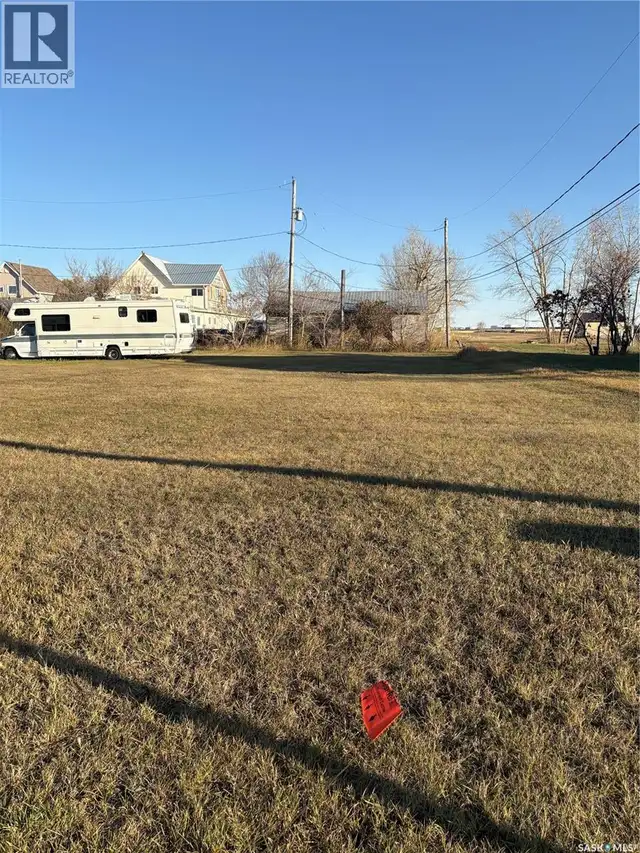 67 Brownlee STREET Tuxford, Saskatchewan in Land for Sale in Moose Jaw - Image 4