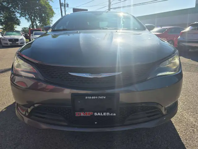 2015 Chrysler 2006059368007709593610